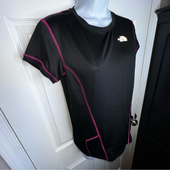 North Face Women’s Small Black Pink A2EX Cycling Performance T-Shirt Top S - Picture 3 of 13